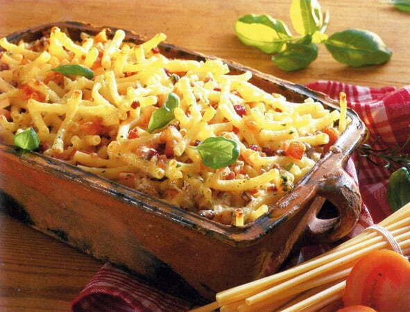 Zapečeni pikantni makaroni